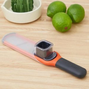 Multifunkciós konyhai reszelő és szeletelő zöldségekhez, gyümölcsökhöz, fűszernövényekhez - biztonsági ujjvédővel (BBM) - Image 4
