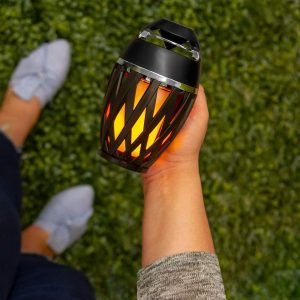 Fáklya alakú Bluetooth hangszóró valósághű láng effekttel - por- és vízálló, akkumulátoros (BBV) - Image 5