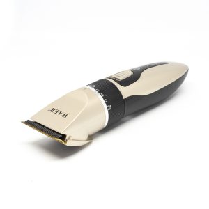 Waer x7 professzionális akkumulátoros hajvágó gép fésűvel és 4 cserélhető fejjel - extra könnyű, vezeték nélküli - 240V (BBV) - Image 3