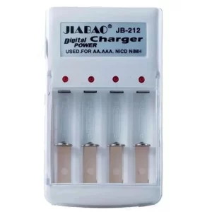 Univerzális elemtöltő + 4 db tölthető 2100mAh ceruza akku (AA/AAA elemekhez) (BBL) - Image 3