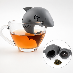Szilikon cápa tea forrázó – aranyos teaszűrő 7 cm - szürke (BLLV) (FX) - Image 5