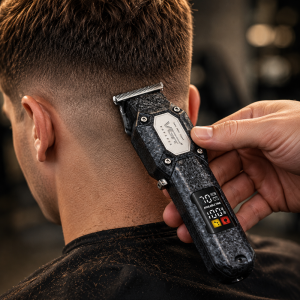 VGR V-900B Akkumulátoros hajnyíró és szakállvágó trimmer – professzionális, vezeték nélküli, precíziós vágás (BBD) - Image 3