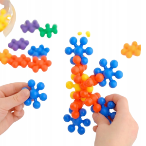 Virág alakú minden irányból könnyen összekapcsolható műanyag kirakókockák gyerekeknek - oktató és tanuló puzzle játék (BBLPJ) (BBMJ) - Image 1