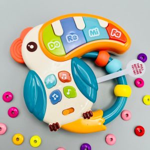 Aranyos, tukán alakú zenélő oktatójáték színes zongora billentyűkkel babáknak (BBJ) - Image 2