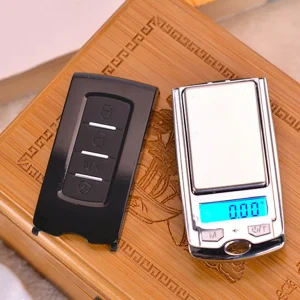 Slusszkulcsnak álcázott mini zsebmérleg - fűszerekhez, ékszerekhez, gyógyszerekhez - 0.01 grammos pontosság - 1x3x6 cm (BBL) (BBD) - Image 7